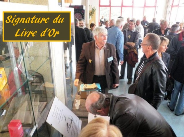 Signature du livre d'or